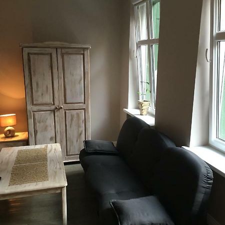 Kawalerka Fredry 3/12 Apartamento Poznań Exterior foto